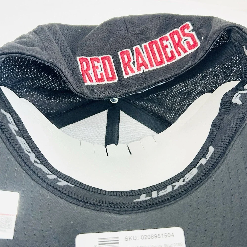 Top of the World Texas Tech Red‎ Raiders Victory Hat Cap Stretch Flex M/L Black